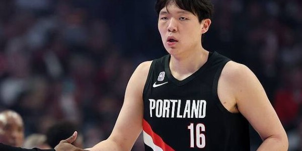 杨瀚森NBA生涯首秀2分1板 开拓者遭森林狼逆转
