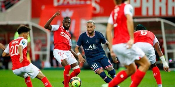 法甲欧战保级两极战！朗斯主场碾压洛里昂，保级队能逃降级危机吗？